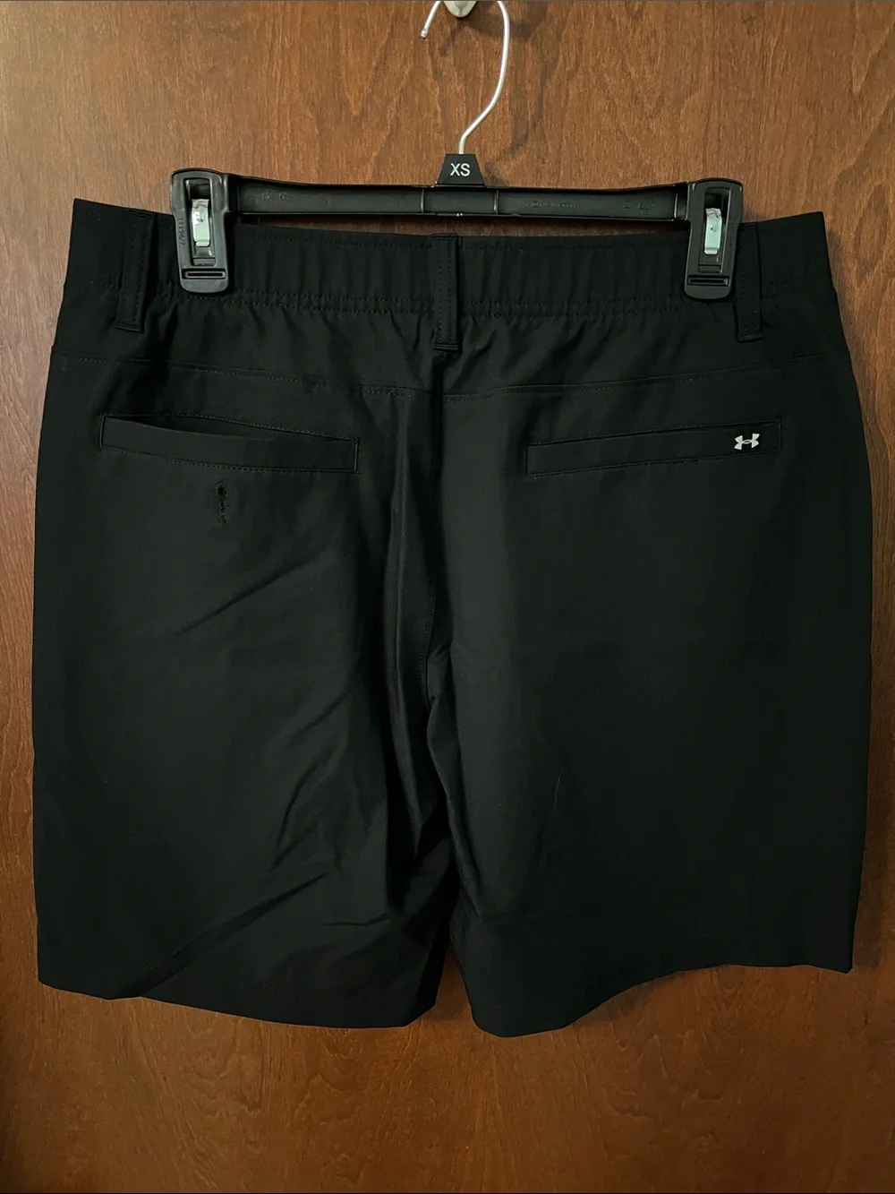 Under Armour Men’s Black Golf Shorts Size 34